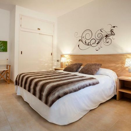 Apartamento A Pie De Playa, Climatizado Y Parking روساس المظهر الخارجي الصورة