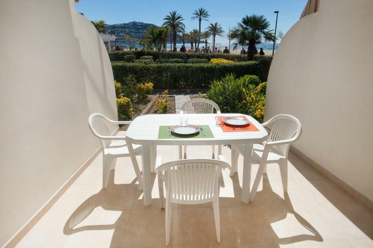 Apartamento A Pie De Playa, Climatizado Y Parking روساس المظهر الخارجي الصورة