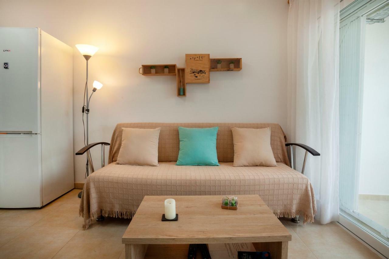 Apartamento A Pie De Playa, Climatizado Y Parking روساس المظهر الخارجي الصورة